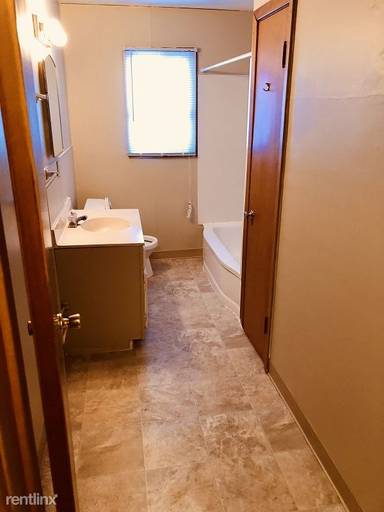 Main picture of 1217 Broadway N