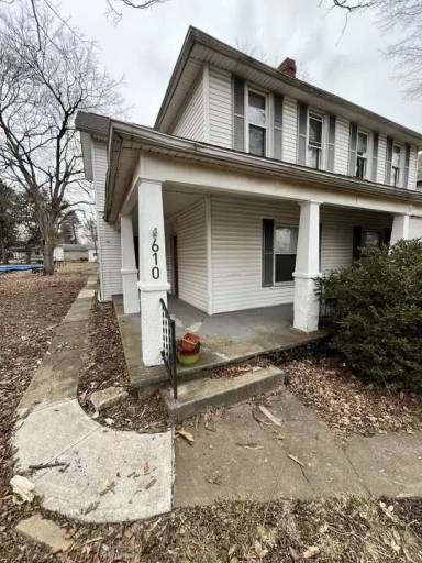 Main picture of 608 W Main St