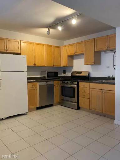 Main picture of 3950 North Lake Shore Drive Condominium