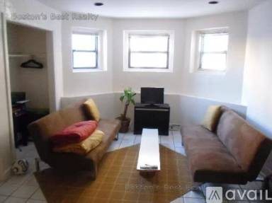 Main picture of 27 Saint Lukes Rd