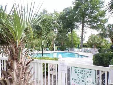Main picture of 670 Riverwalk Dr