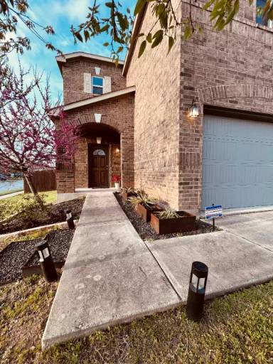 Main picture of 6700 Crosne St