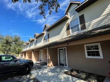Main picture of 25 SW 71st Way