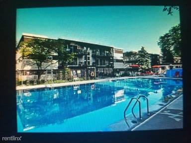 Main picture of 303 E Plainfield Rd