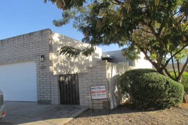 Main picture of 410 Magdalena Ct