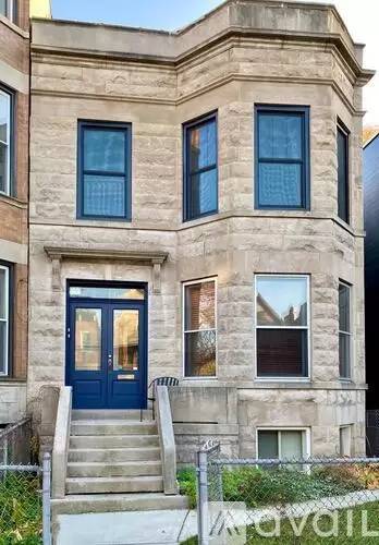 Main picture of 3019 W Belden Ave