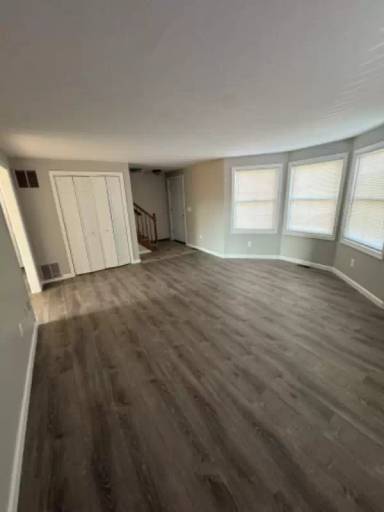 Main picture of 9 Progressive St