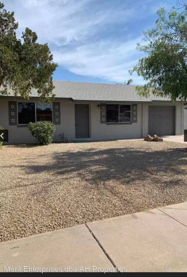 Main picture of 2338 E Caballero St