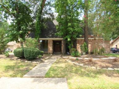 Main picture of 2907 Crystal Falls Dr