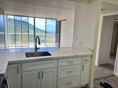 Main picture of Makaha Valley Towers