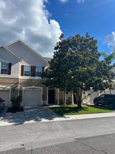 Main picture of 654 Pinebranch Cir