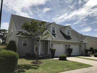 Main picture of 539 Village Green Dr