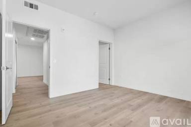 Main picture of 8444 Columbus Ave