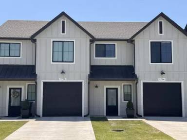 Main picture of 1745 East Rex Road - 1