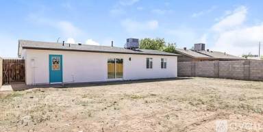 Main picture of 2318 W Danbury Rd