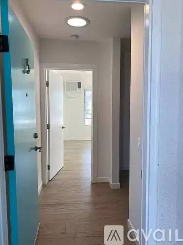 Main picture of 1277 W 23rd St