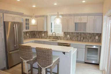 Main picture of 267 Centre St