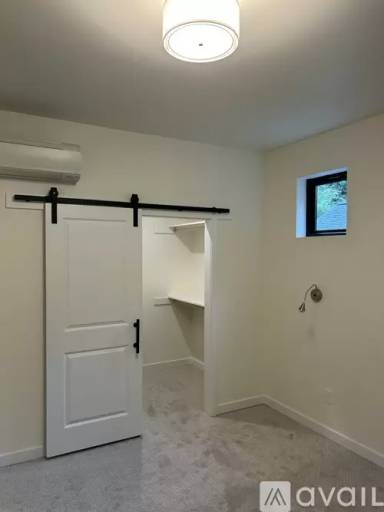 Main picture of 98 Honeycomb Ln