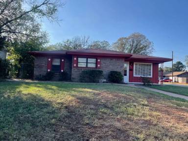 Main picture of 1772 Mimosa Dr