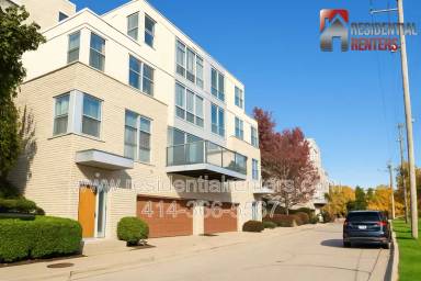 Main picture of 2121 N Riverboat Rd