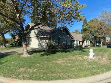 Main picture of 1310 Aberdeen Cir