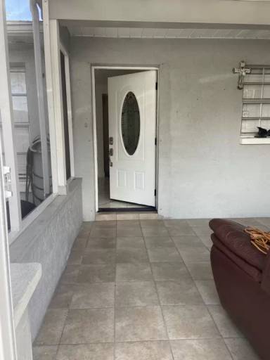 Main picture of 2915 W Paris St
