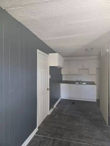 Main picture of 3136 SE Emerson St