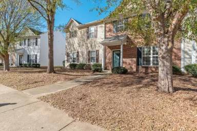Main picture of 5813 Neuse Wood Dr