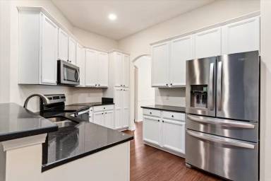 Main picture of 4441 Comanche Trail Blvd