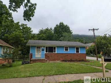 Main picture of 4701 Florida Ave