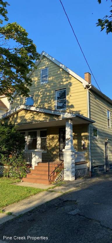 Main picture of 3544 E 133rd St