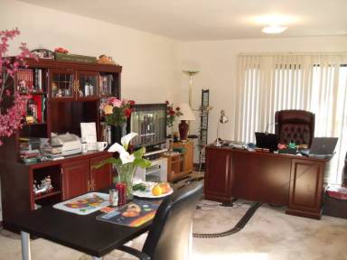Main picture of 479 Garden Ave