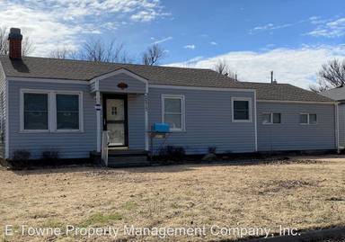 Main picture of 2217 E Pine Ave