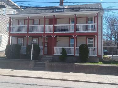 Main picture of 158 Front St