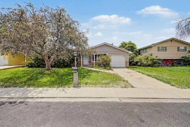 Main picture of 2519 Danbury Dr