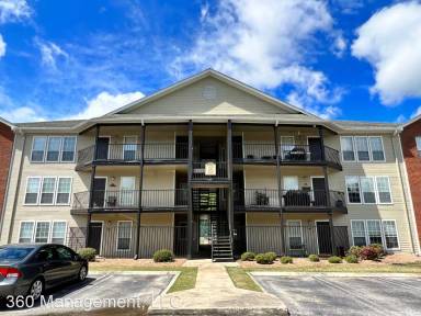 Main picture of The Hub at Auburn Apartment Homes
