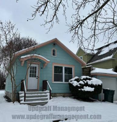 Main picture of 33 Mount Vernon Ave