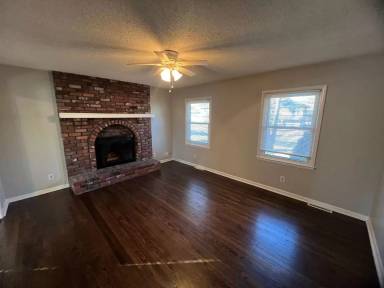 Main picture of 6401 E 120th Ter