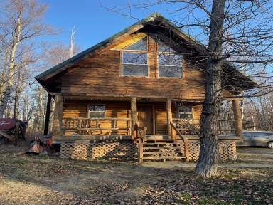 Main picture of 10201 N Wolverine Rd