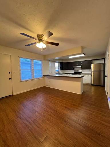 Main picture of 37 N 3rd E