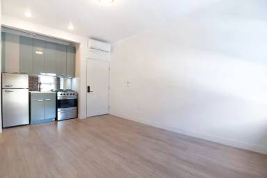 Main picture of 202 E Wilson Ave