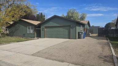 Main picture of 2815 Polaris St