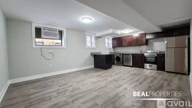 Main picture of 429 W Belden Ave