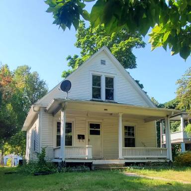 Main picture of 3231 W St