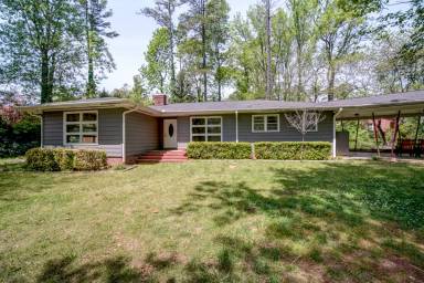 Main picture of 144 Old Petrie Rd