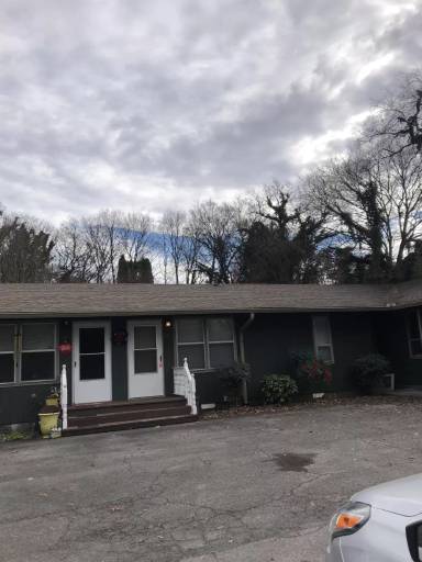 Main picture of 215 S Cedar St
