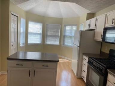 Main picture of 927 Washington Cove Way