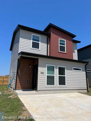 Main picture of 950 Boardwalk Ave