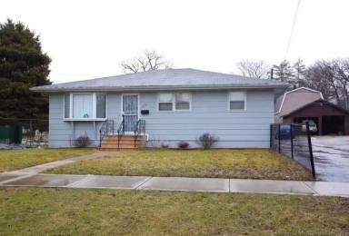 Main picture of 122 Hobbs Ave