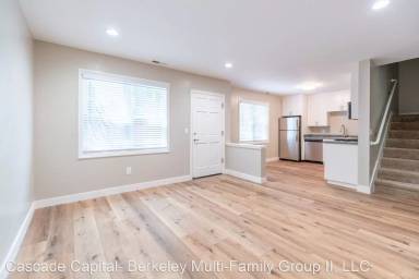 Main picture of 2620 Regent St